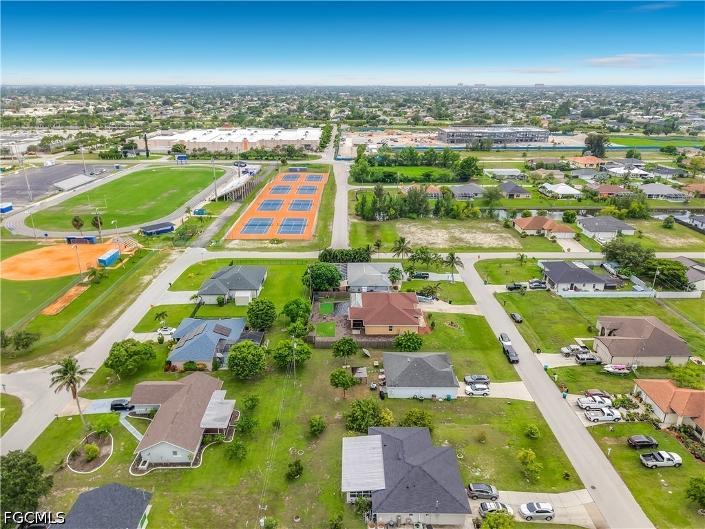 3 Bed SingleFamilyResidence for Sale in Cape Coral, photo 49