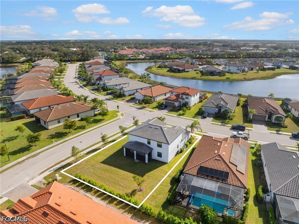 4 Bed SingleFamilyResidence for Sale in Fort Myers, photo 49