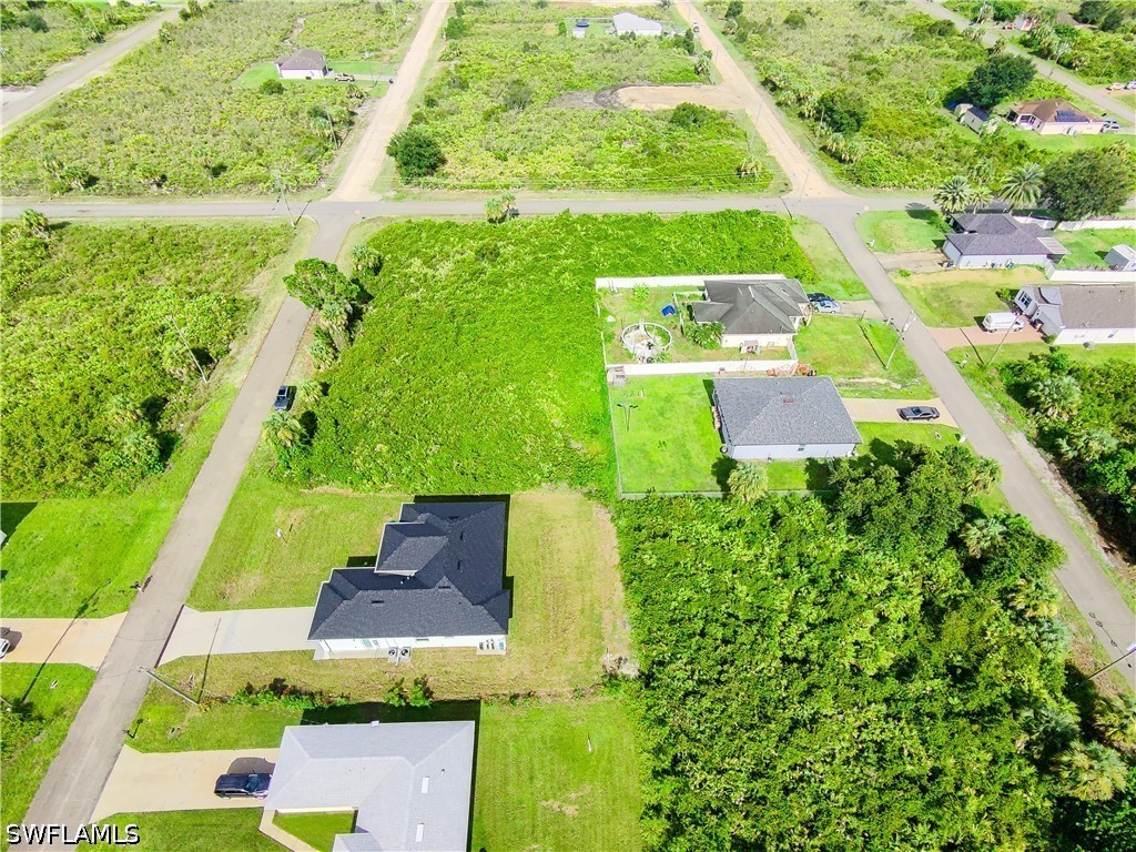 4 Bed SingleFamilyResidence for Sale in Lehigh Acres, photo 49