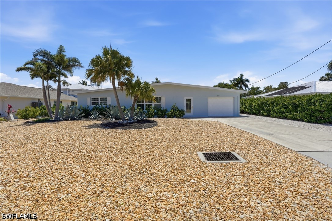 3 Bed Waterfront Home for Sale in Laguna Shores, photo 49