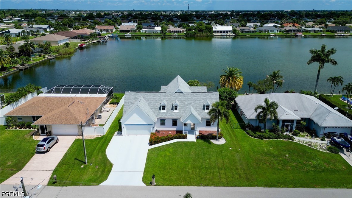 2 Bed Waterfront Home for Sale in Cape Coral, photo 49