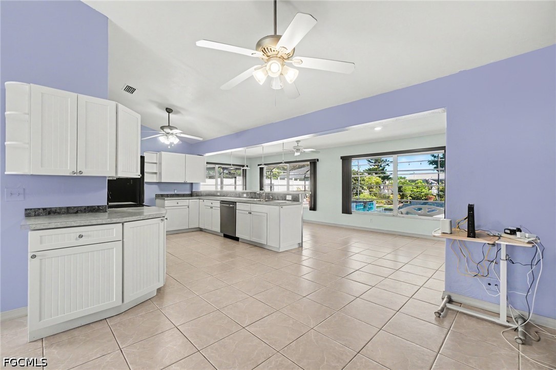 3 Bed Pool Home for Sale in Cape Coral, photo 49