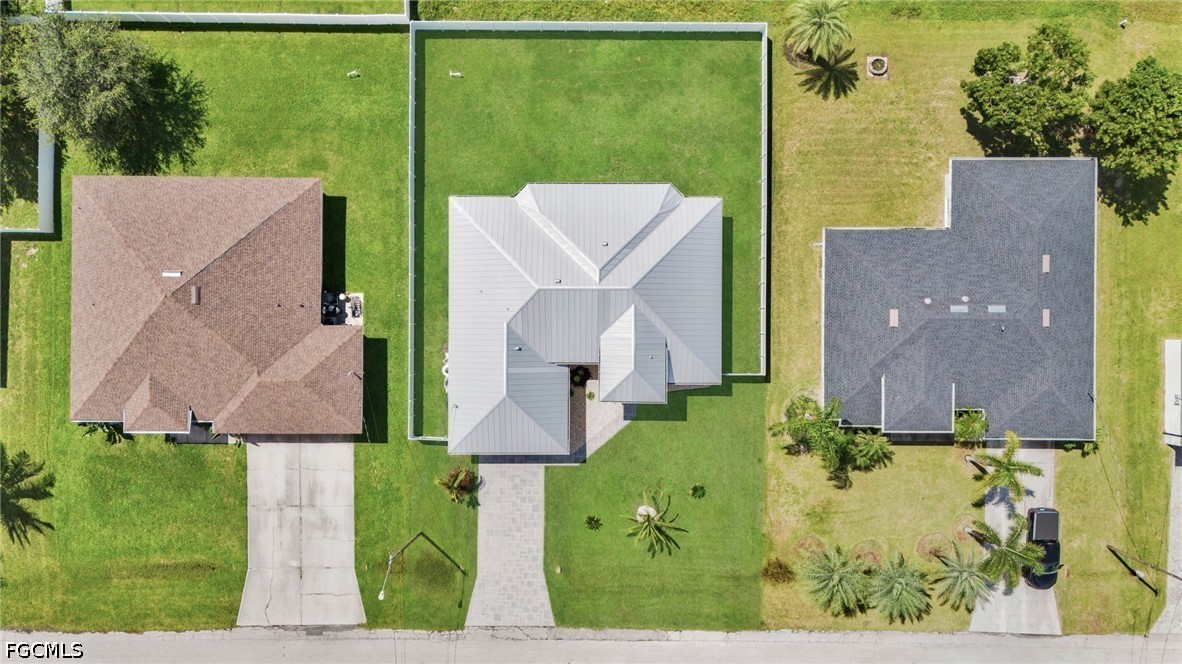 3 Bed SingleFamilyResidence for Sale in Cape Coral, photo 50