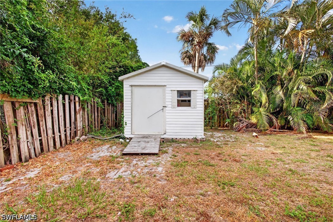 2 Bed SingleFamilyResidence for Sale in Allen Park, photo 50