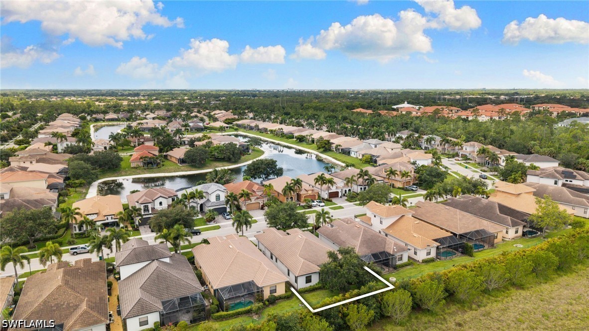 3 Bed SingleFamilyResidence for Sale in Naples, photo 50