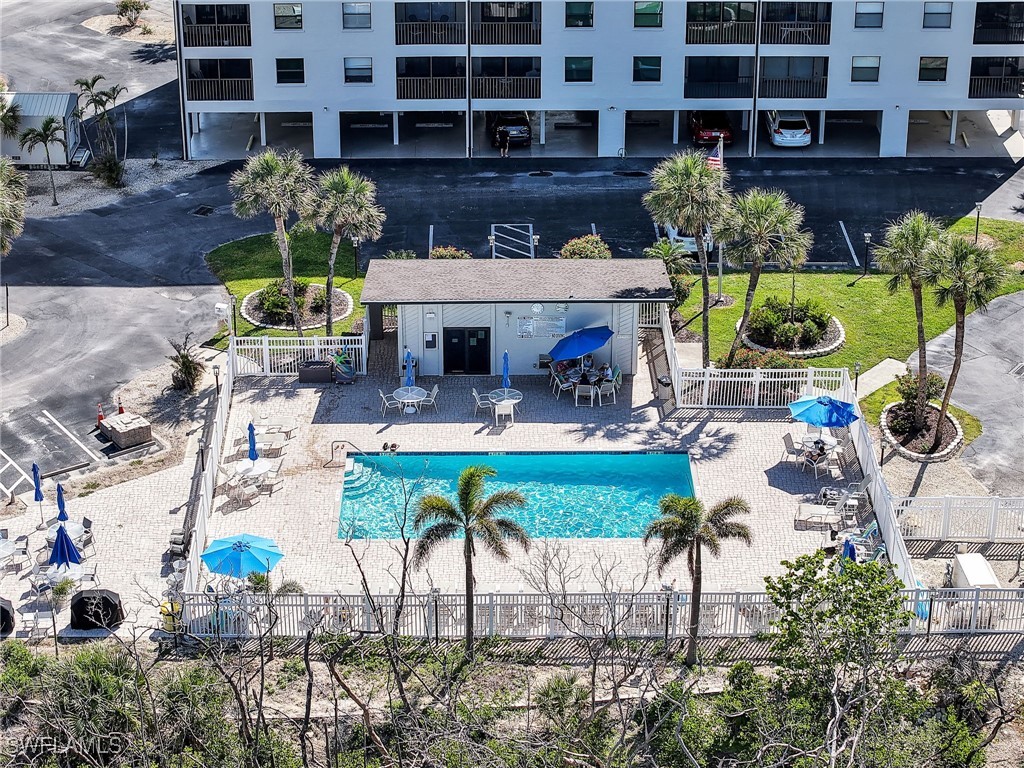 2 Bed Condominium for Sale in Fort Myers Beach, FL, $315,000 — photo 6