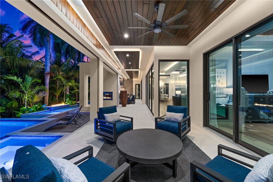5 Bed Pool Home for Sale in Aqualane Shores, photo 6