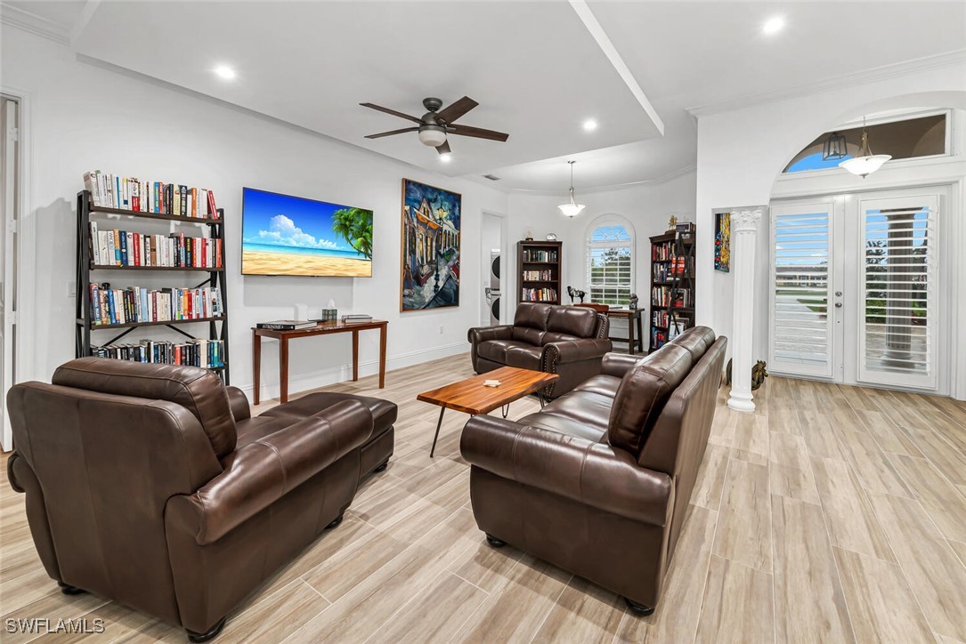 4 Bed SingleFamilyResidence for Sale in Naples, photo 6