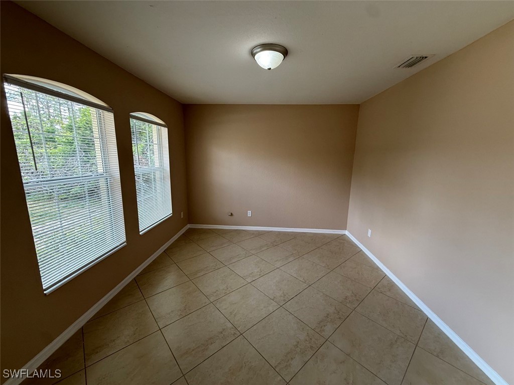 3 Bed SingleFamilyResidence for Sale in Lehigh Acres, FL — photo 6