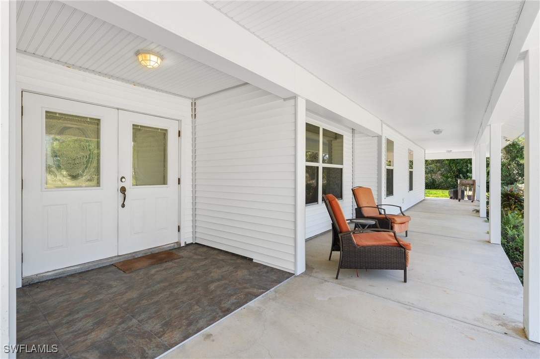 3 Bed SingleFamilyResidence for Sale in North Fort Myers, photo 6