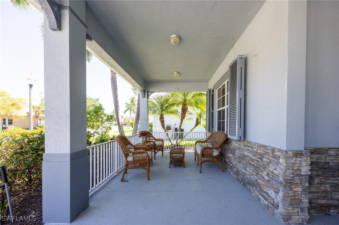 4 Bed Pool Home for Sale in Coral Lakes, photo 6