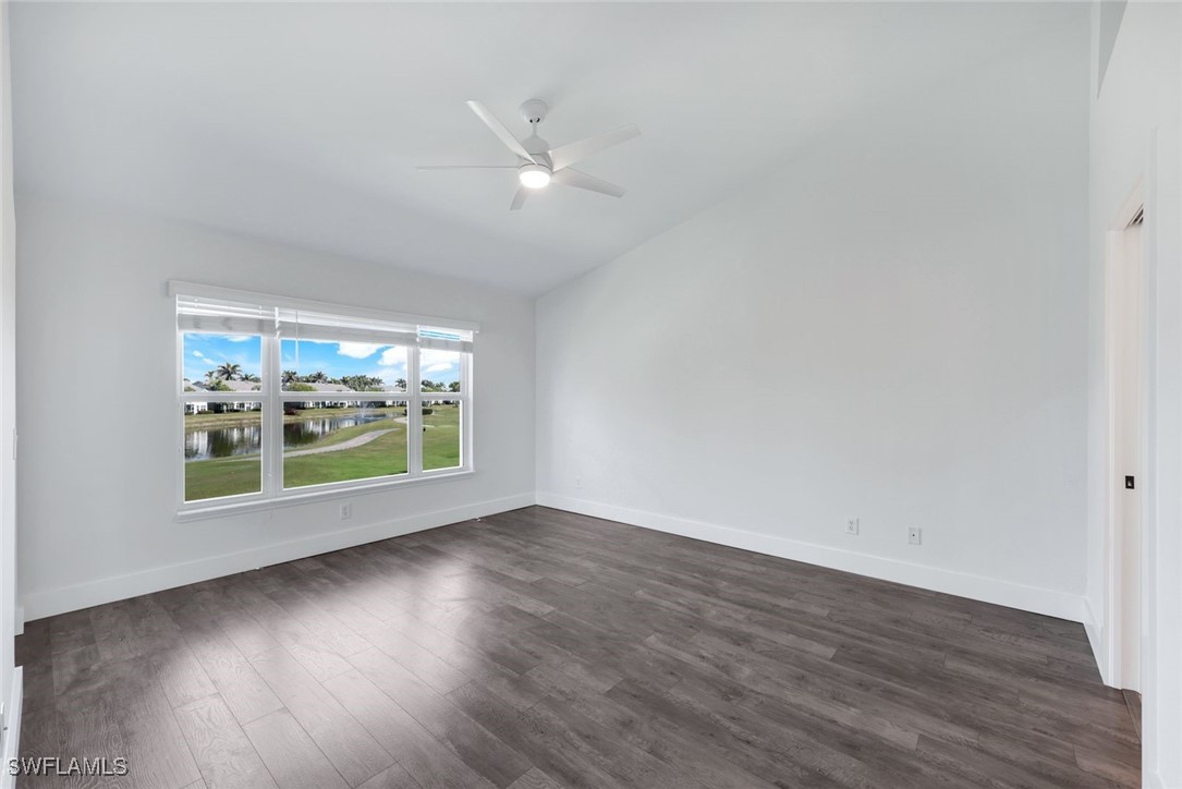 2 Bed Condominium for Sale in Naples, photo 6
