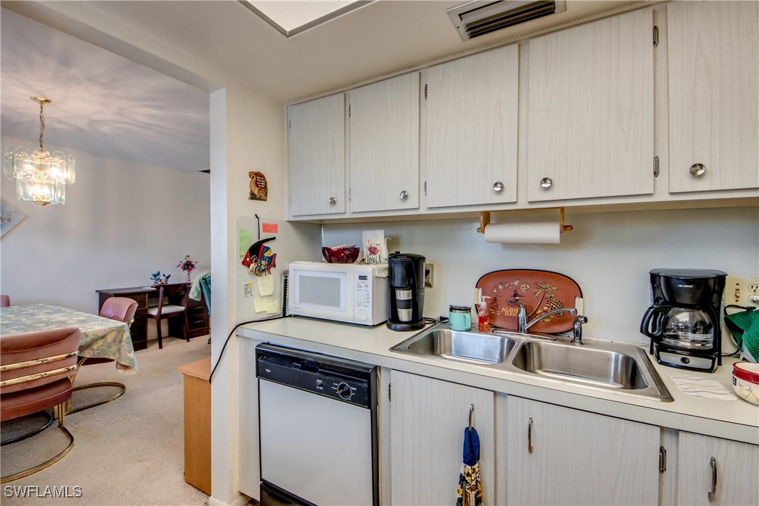 2 Bed Waterfront Home for Sale in Tropic Terrace, photo 6