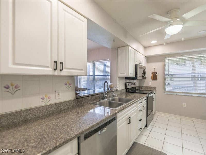 3 Bed Waterfront Home for Sale in Hibiscus Pointe, FL — photo 6