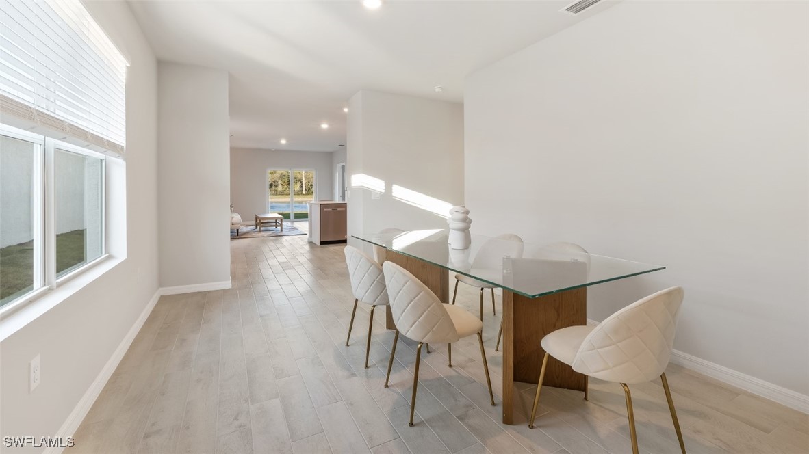 3 Bed Waterfront Home for Sale in Asher Park, photo 6