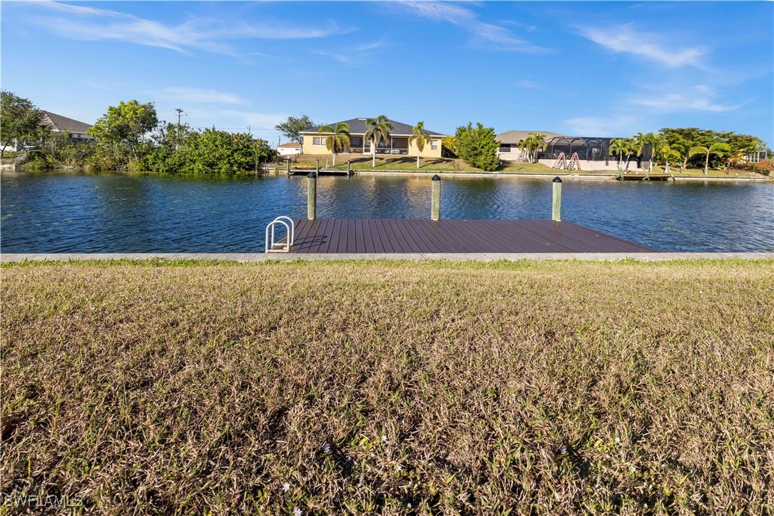 3 Bed Waterfront Home for Sale in Cape Coral, photo 6