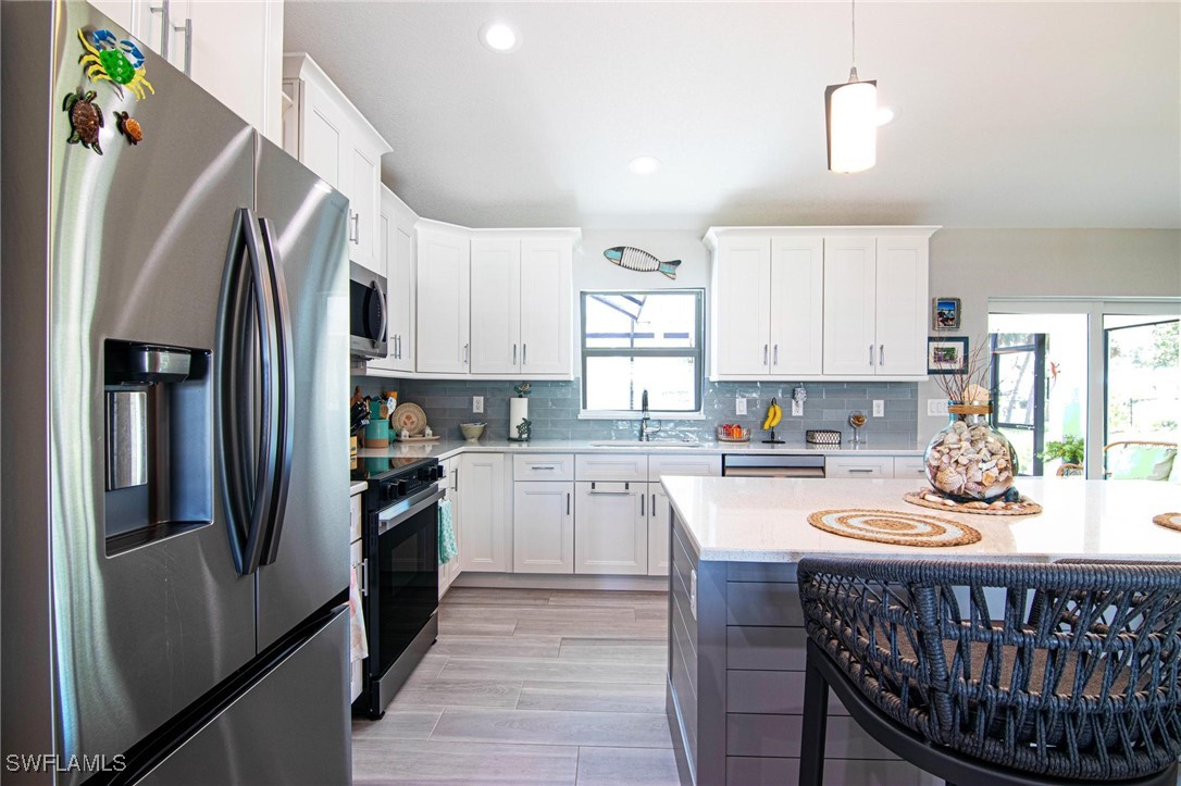 3 Bed Pool Home for Sale in East Englewood, photo 6