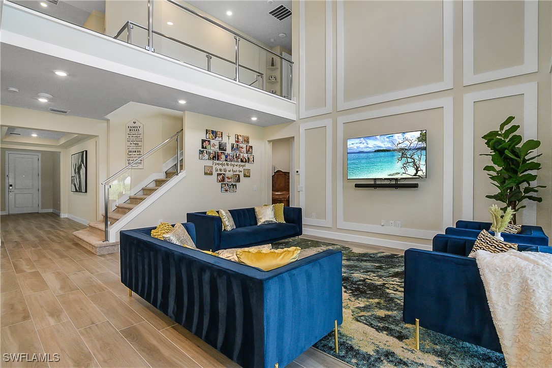 5 Bed Pool Home for Sale in Estero, photo 6