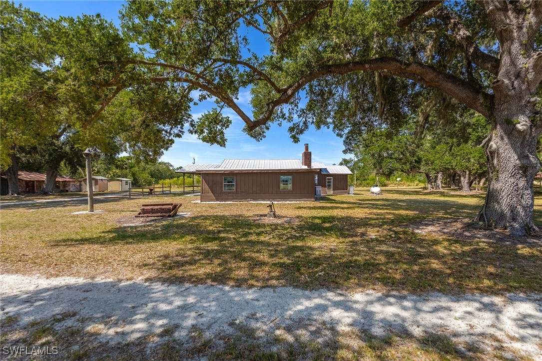 3 Bed SingleFamilyResidence for Sale in North Fort Myers, photo 6