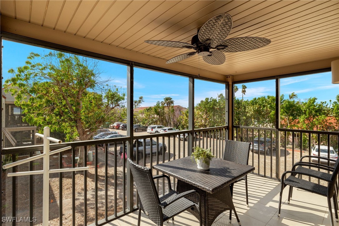 1 Bed Waterfront Home for Sale in Sanibel, photo 6