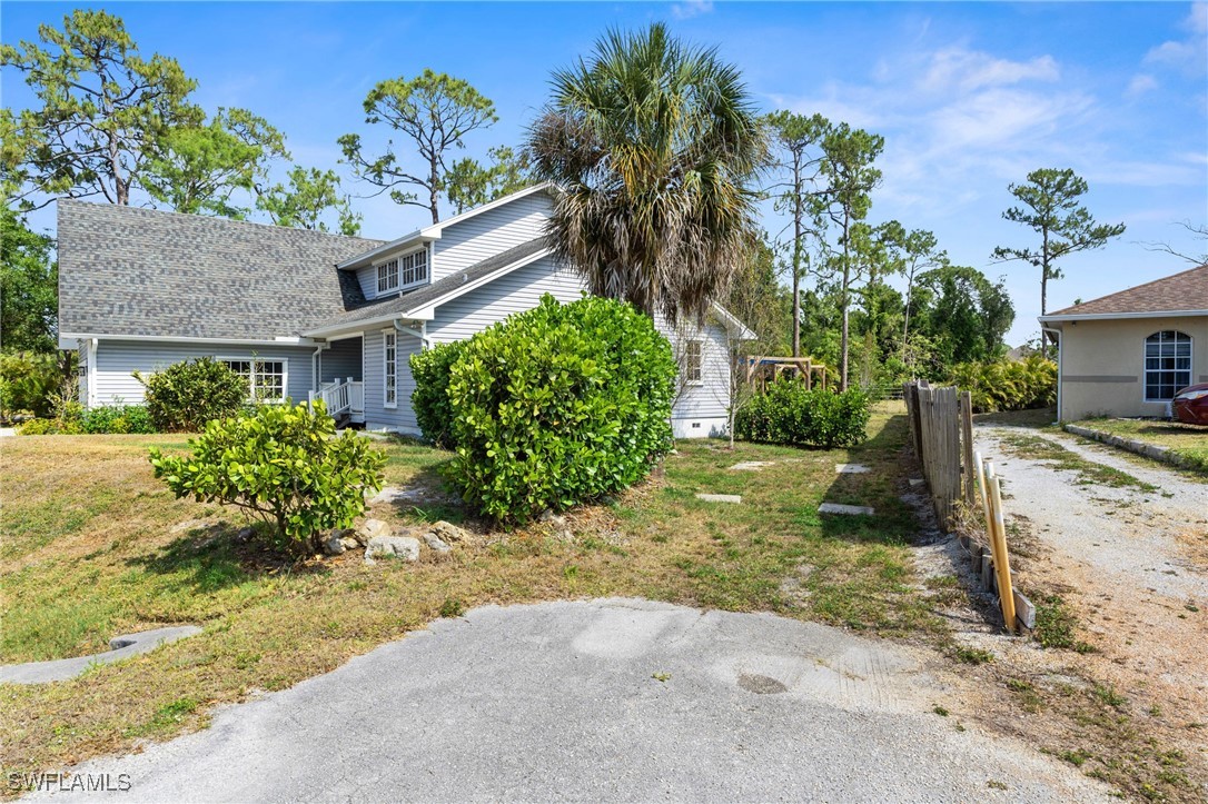 3 Bed SingleFamilyResidence for Sale in San Carlos Park, FL — photo 6