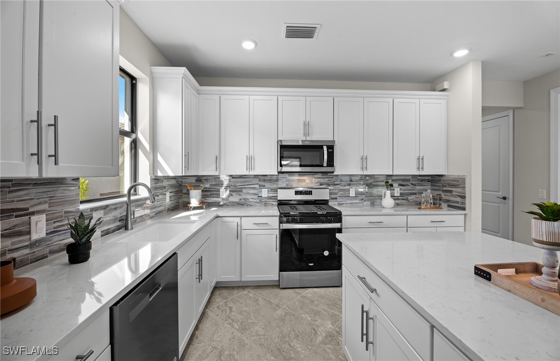 2 Bed SingleFamilyResidence for Sale in Estero, FL, $494,305 — photo 6