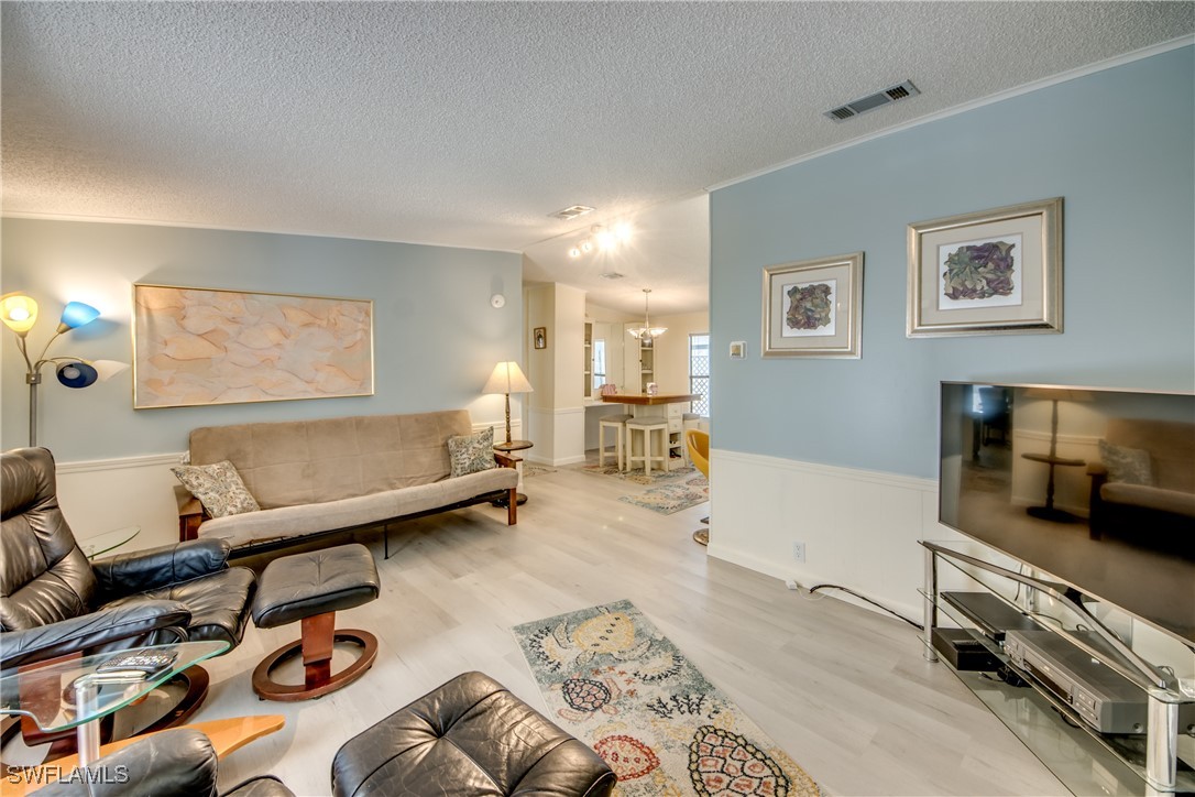 2 Bed Waterfront Home for Sale in Pine Island Cove, photo 6
