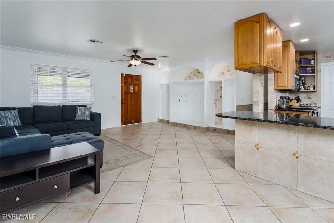 4 Bed SingleFamilyResidence for Sale in Naples, photo 6