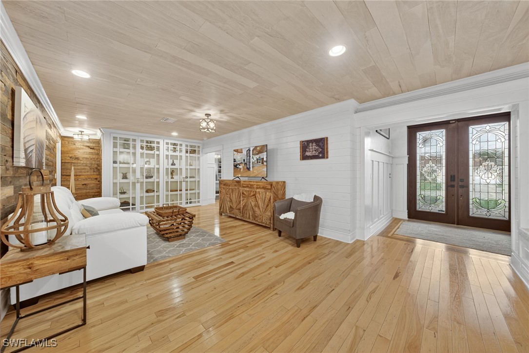 4 Bed Pool Home for Sale in Town And River, FL, $1,399,000 — photo 6