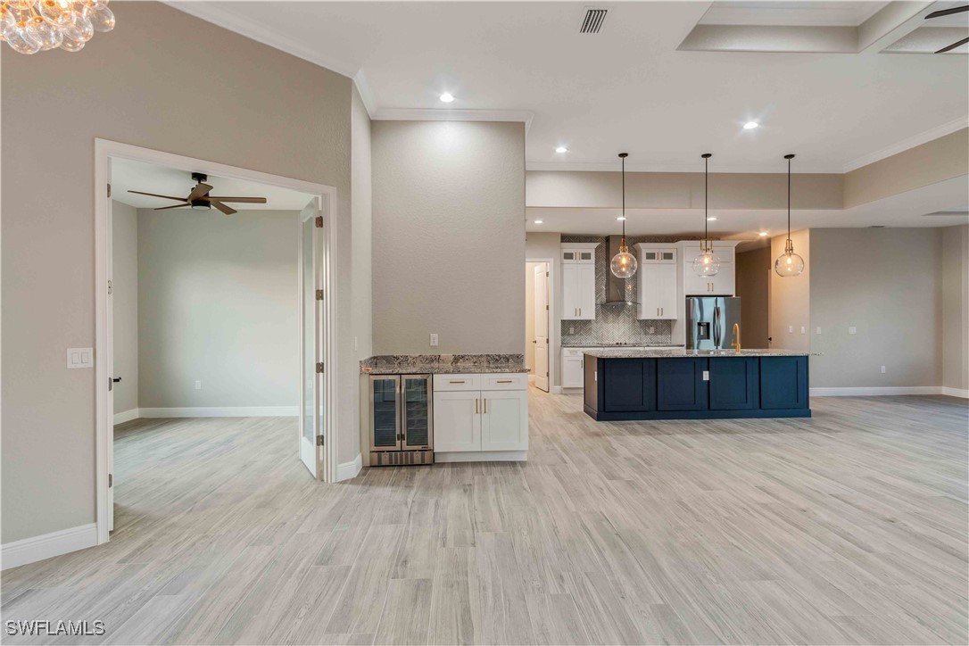 3 Bed Pool Home for Sale in Windward Isle, photo 6