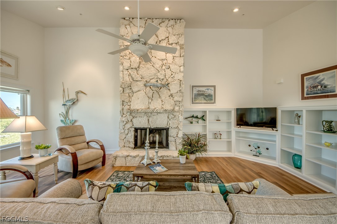 3 Bed Waterfront Home for Sale in Seagull Bay, photo 6