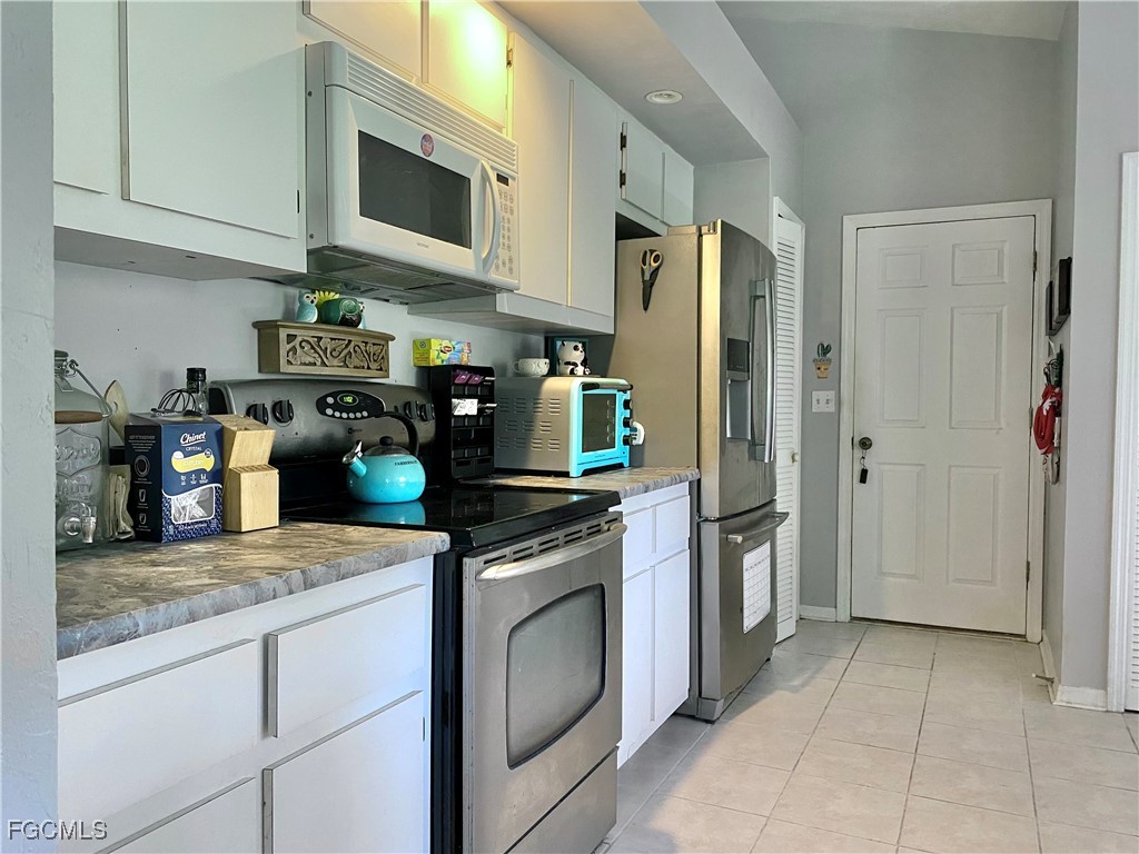 3 Bed SingleFamilyResidence for Sale in Lehigh Acres, FL — photo 6