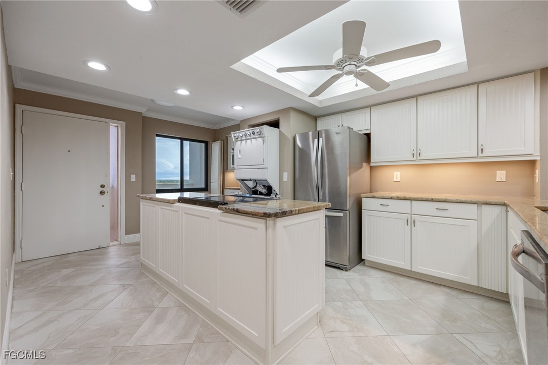 2 Bed Waterfront Home for Sale in Harbour Pointe Condo, FL — photo 6