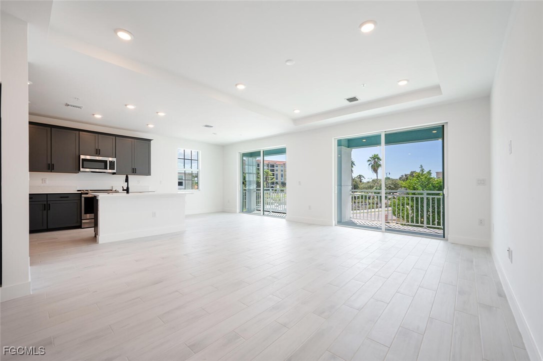 3 Bed Waterfront Home for Sale in Villa Mar Bonita Beach, photo 6