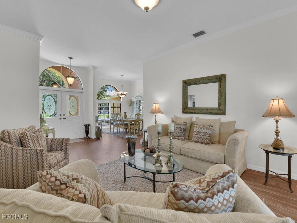 4 Bed Pool Home for Sale in Eagle Ridge, photo 6