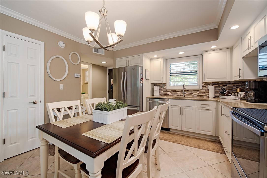 1 Bed Waterfront Home for Sale in Anglers Cove, FL, $399,000 — photo 6