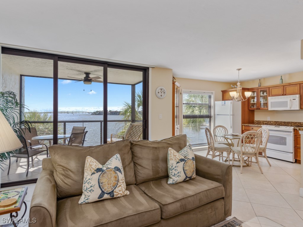 1 Bed Waterfront Home for Sale in Marco Island, FL, $469,900 — photo 6