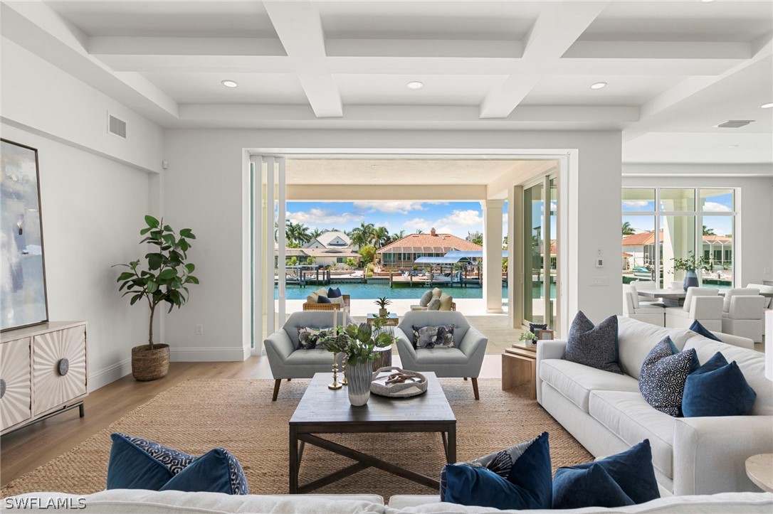 6 Bed Pool Home for Sale in Marco Island, photo 6