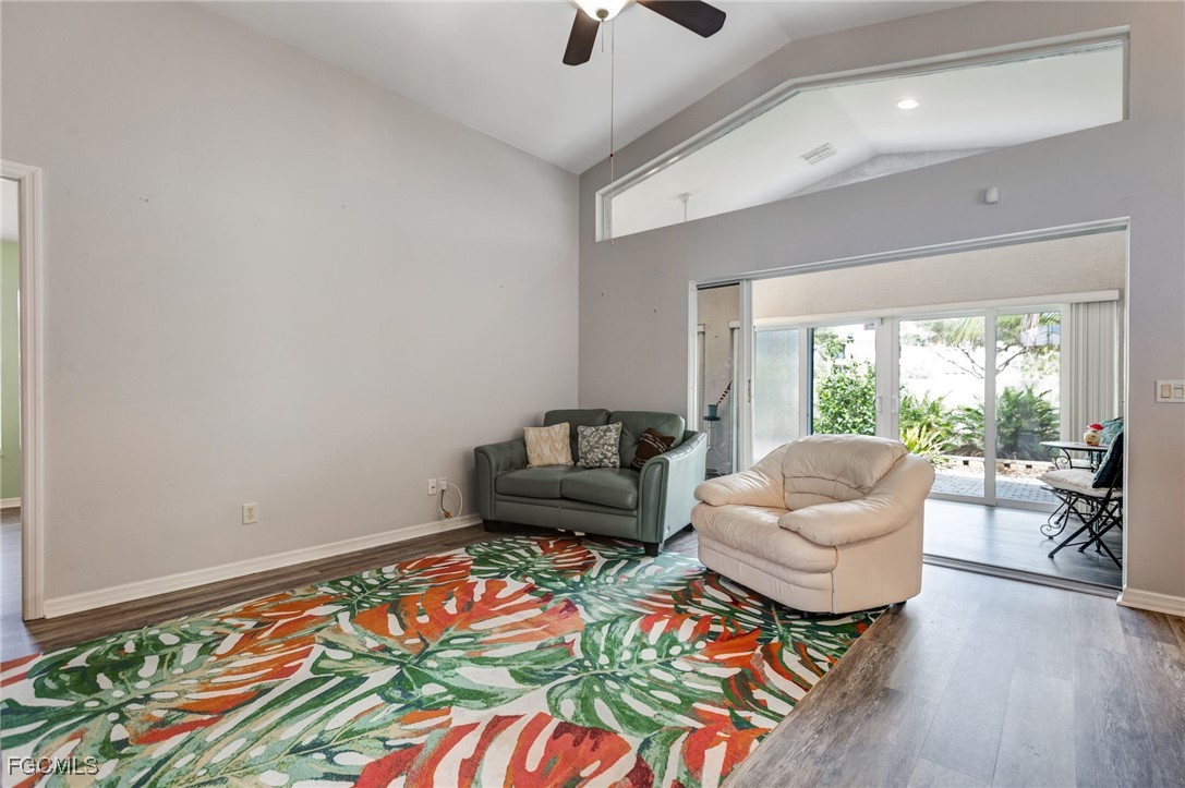 3 Bed SingleFamilyResidence for Sale in Fort Myers, FL — photo 6