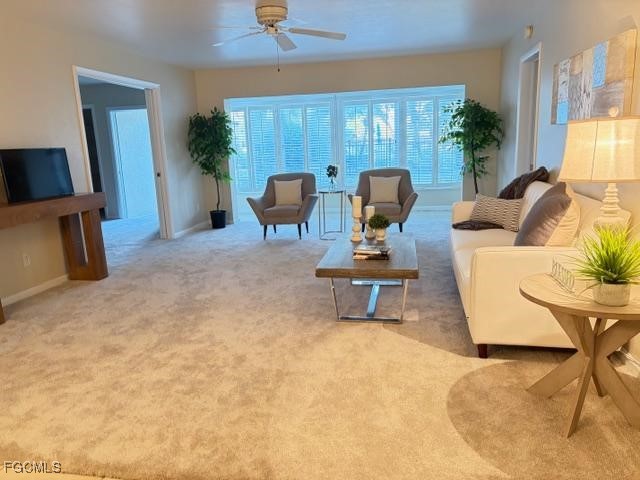 3 Bed Condominium for Sale in Schooner Village, photo 6
