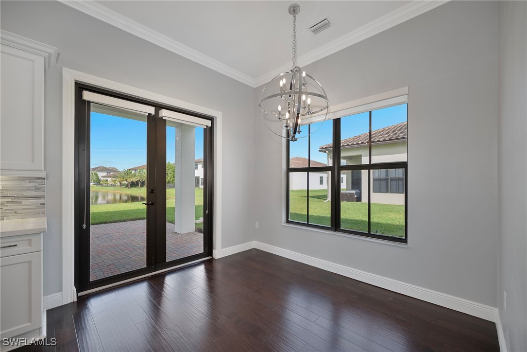 5 Bed SingleFamilyResidence for Sale in Maple Ridge, FL — photo 6