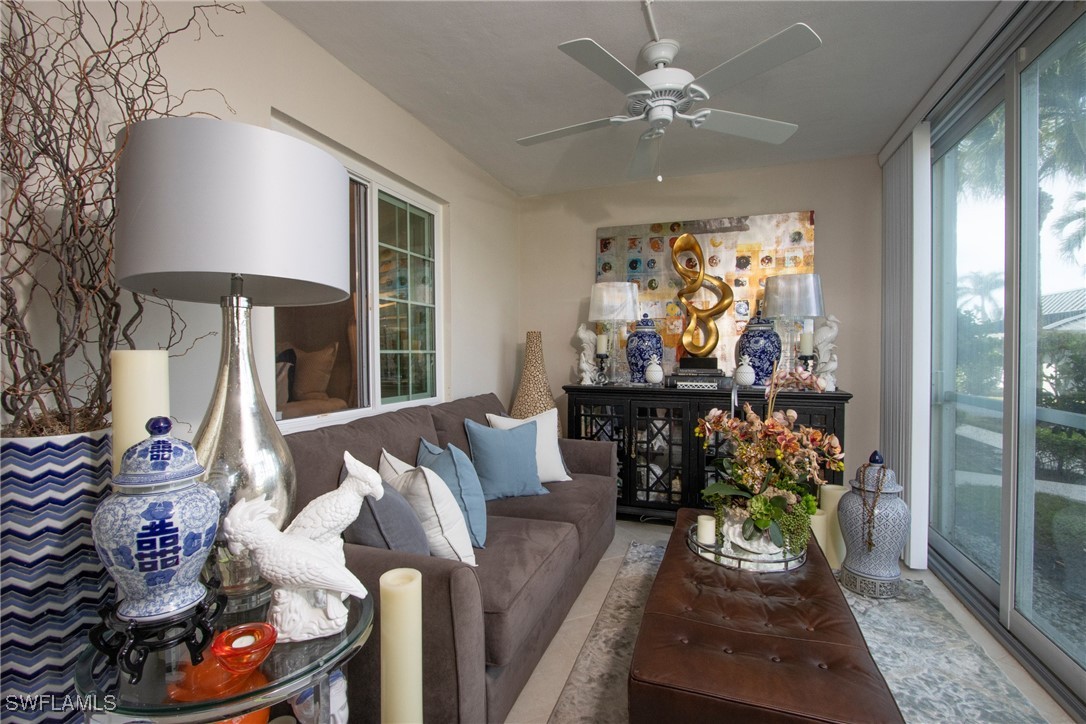2 Bed Condominium for Sale in Harborside Terrace, photo 6