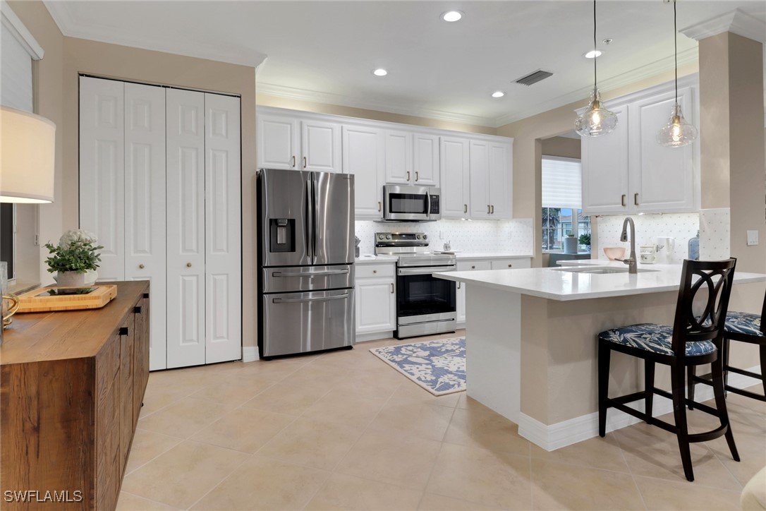3 Bed Condominium for Sale in Marbella Lakes, FL, $625,000 — photo 6