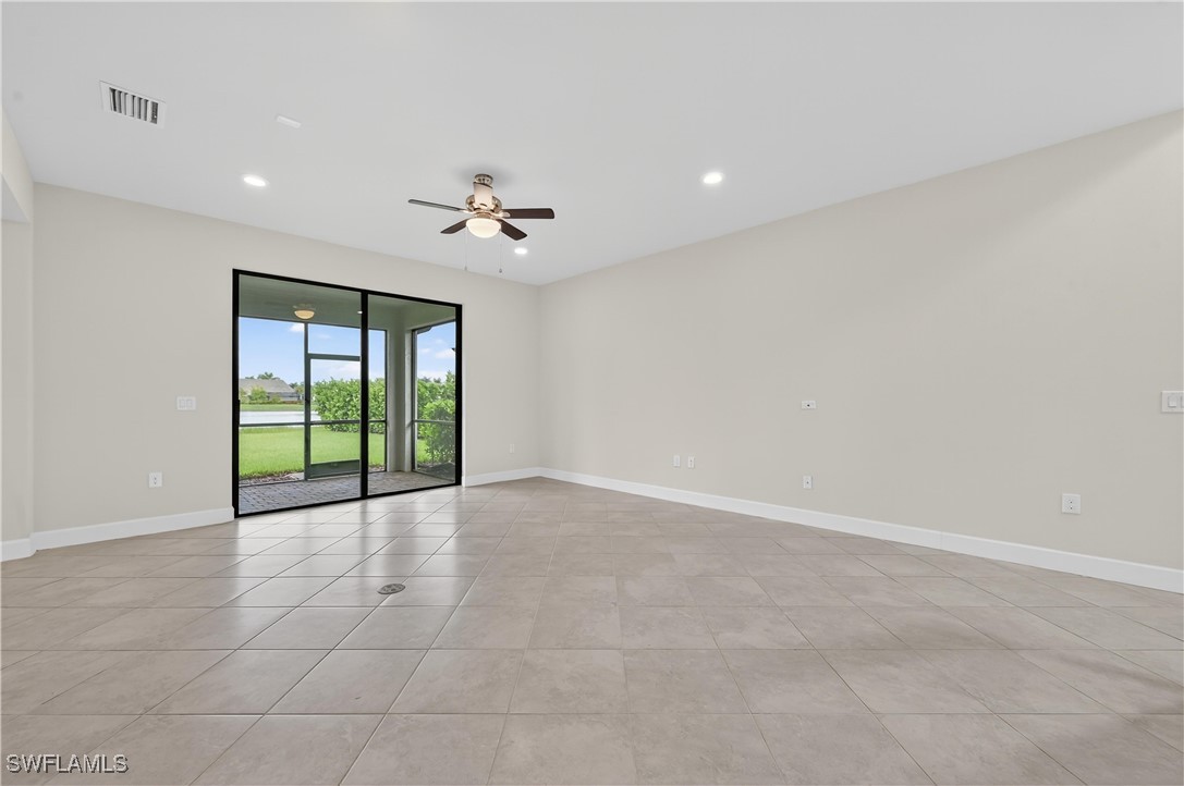 3 Bed Waterfront Home for Sale in Westbrook, photo 6