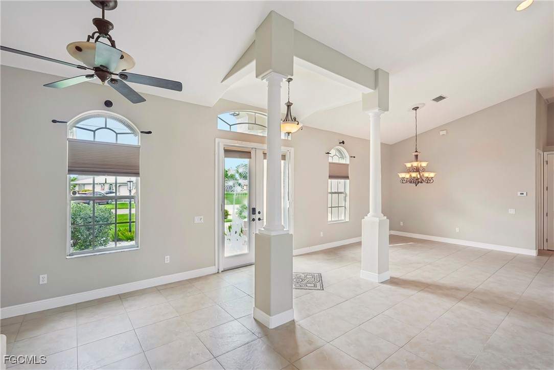 3 Bed Pool Home for Sale in Cape Coral, photo 6