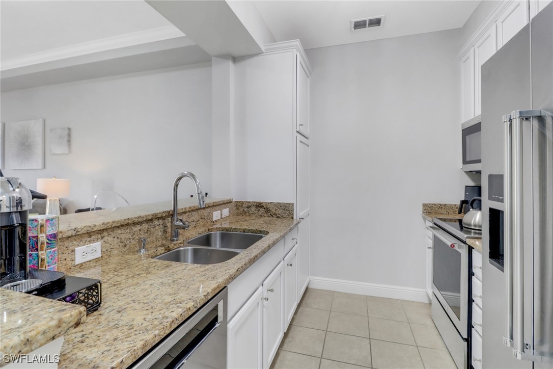 1 Bed Condominium for Sale in Estero, FL, $310,000 — photo 6