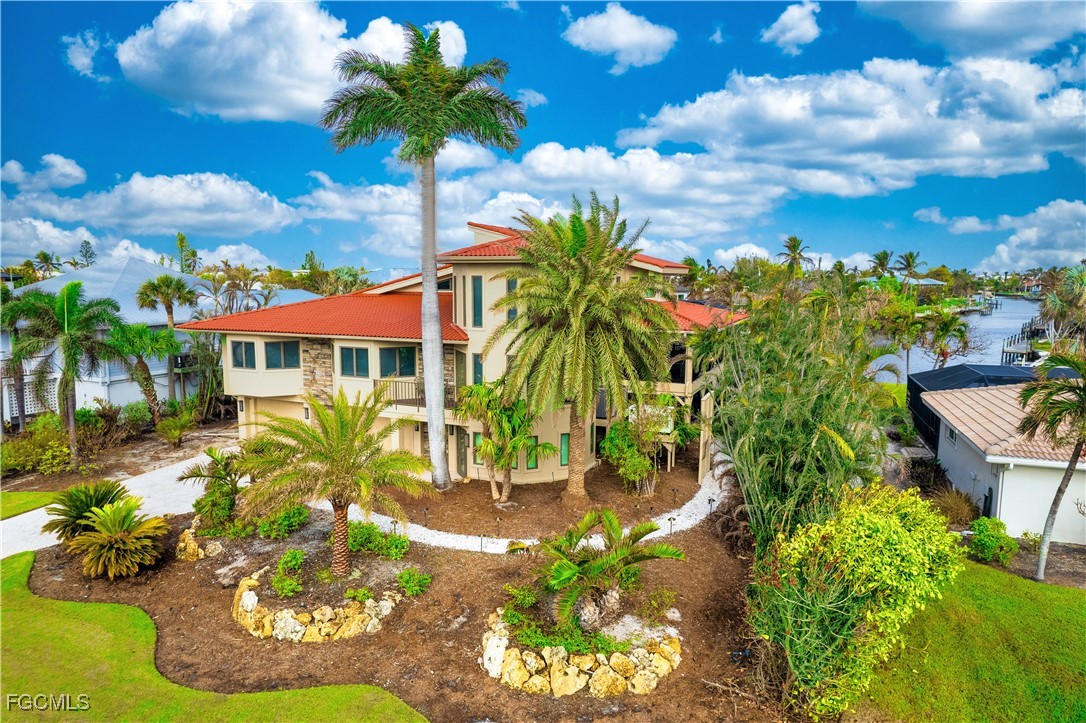4 Bed Pool Home for Sale in Shell Harbor, photo 6