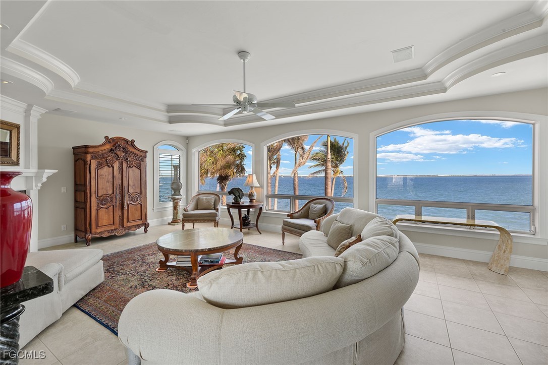 4 Bed Pool Home for Sale in Sanibel Estates, photo 6