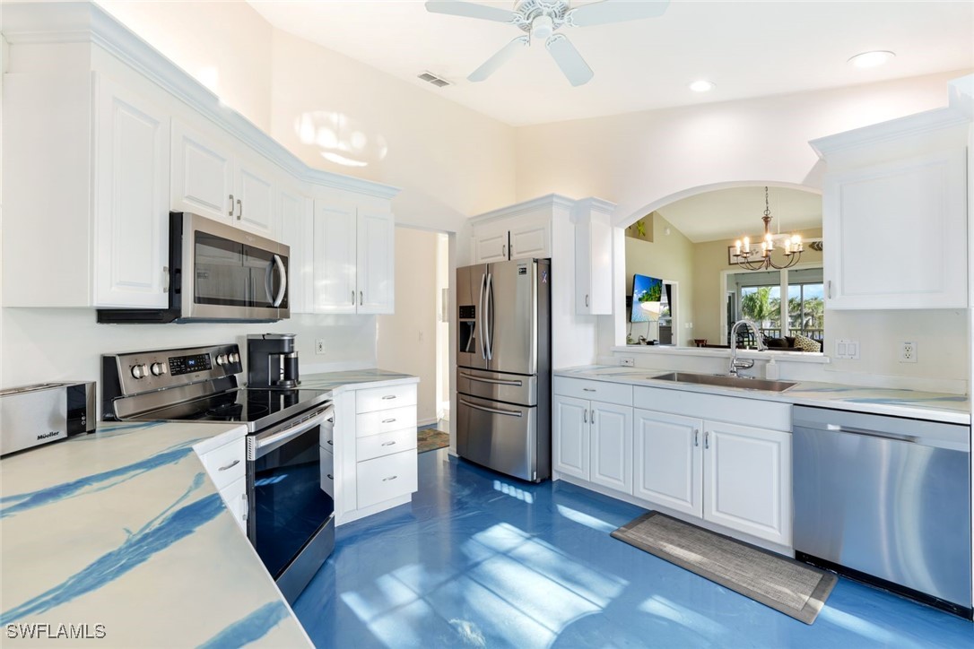 2 Bed Waterfront Home for Sale in Naples, photo 6