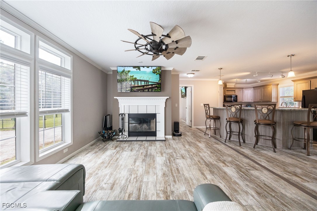 3 Bed Pool Home for Sale in Pioneer Plantation, FL, $399,900 — photo 6